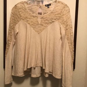 Lily White lace top